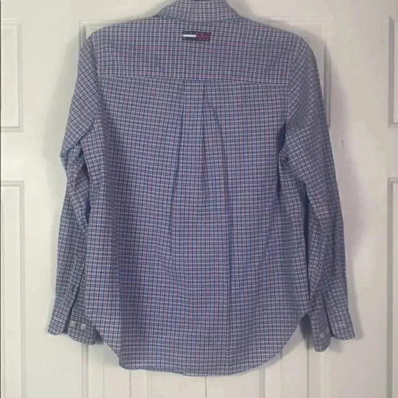 Tommy Hilfiger button down long sleeve shirt - Picture 4 of 5